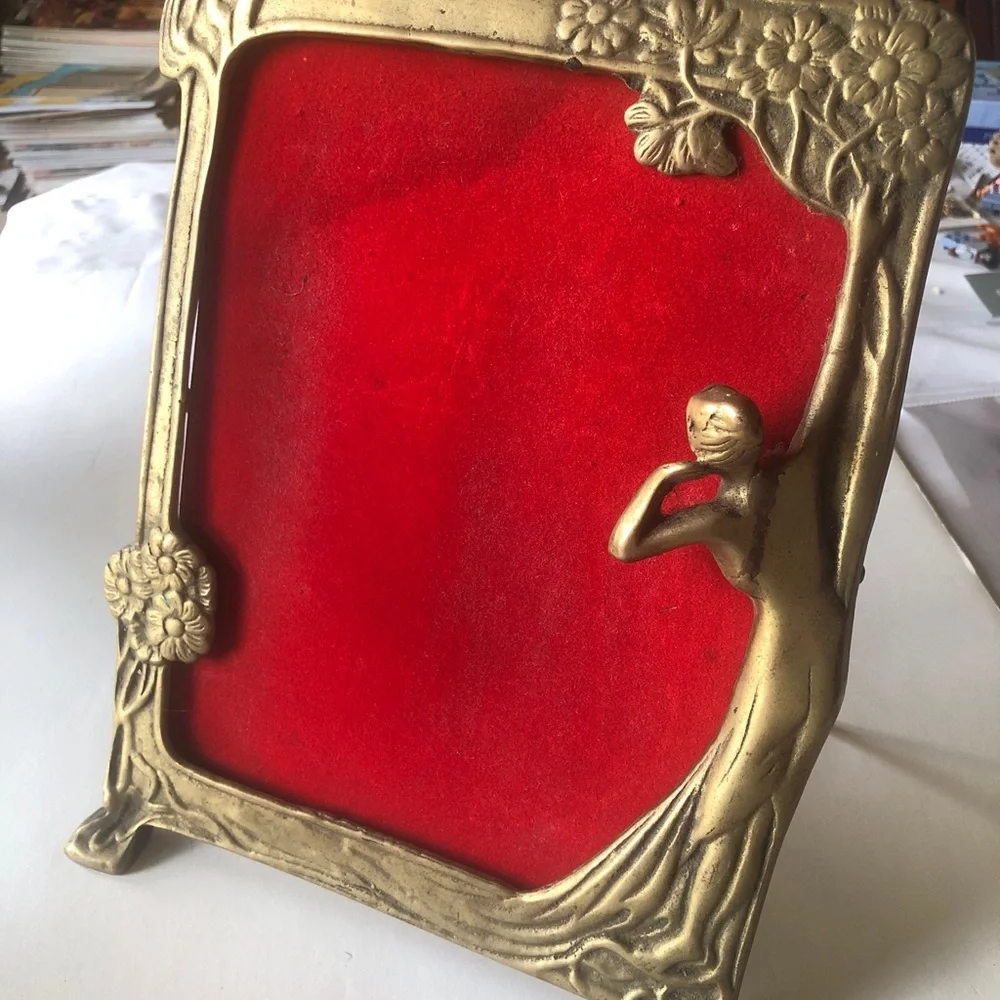 Art Nouveau-Style Brass Women Picture Frame with Red Liner